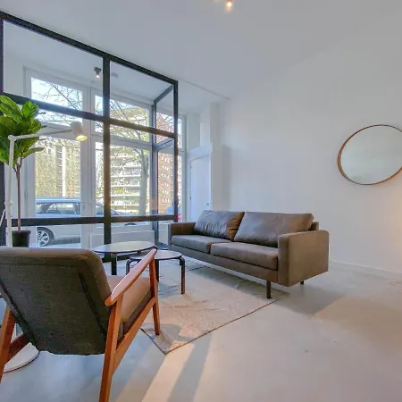 Warm 2 Bedroom Serviced 59m2 -lk21- Lägenhet *