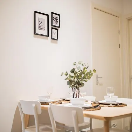 Lägenhet Warm 2 Bedroom Serviced 59m2 -lk21- Rotterdam